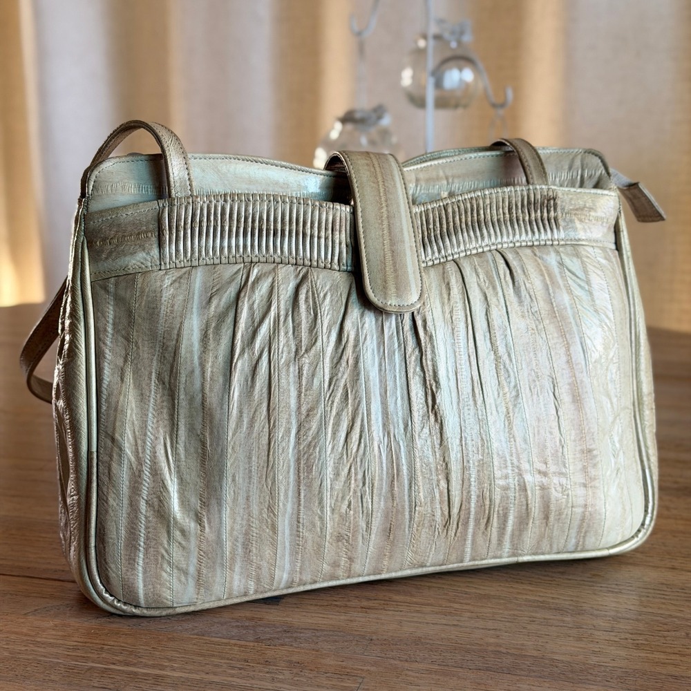 Vtg 80s Genuine Eel Skin Shoulder Bag Cream Beige Made in Korea Multi Pocket